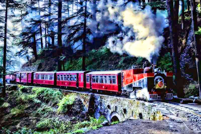 PunjabKesari, Nari, Toy train Image, Kalka-Shimla Toy Train image