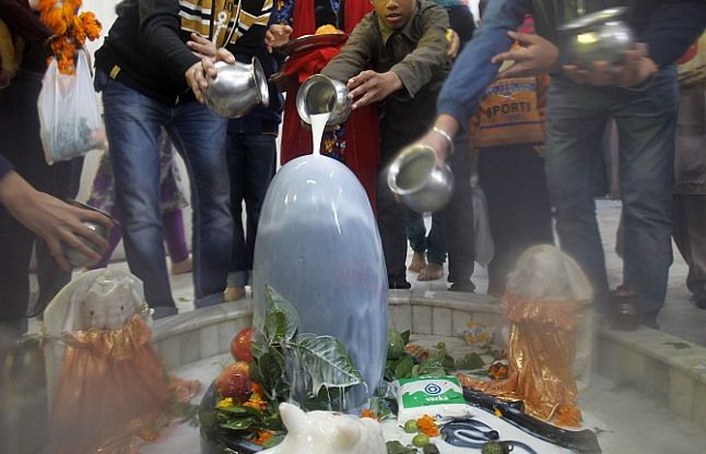 PunjabKesari, Parasnath Temple, Uttar Pradesh, Parasnath Temple Uttar pradesh, Shiv temple, Mahashivratri 2020, Mahashivratri, Lord Shiva, Shiv temple, Dharmik Sthal, Religious Place In India, Hindu Tirth Sthal, हिन्दू धार्मिक स्थल, भारत के प्रसिद्ध मंदिर