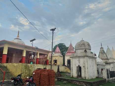 PunjabKesari, Parasnath Temple, Uttar Pradesh, Parasnath Temple Uttar pradesh, Shiv temple, Mahashivratri 2020, Mahashivratri, Lord Shiva, Shiv temple, Dharmik Sthal, Religious Place In India, Hindu Tirth Sthal, हिन्दू धार्मिक स्थल, भारत के प्रसिद्ध मंदिर
