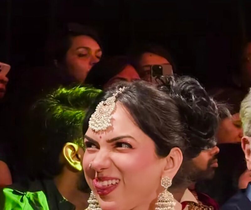 Akanksha Chamola Controversy