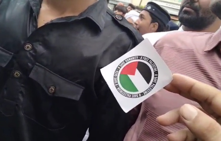 PunjabKesari , Rajgarh, Biaora, Eid Milad un Nabi, Palestinian Flag Sticker, Procession Controversy, Police Investigation, Sensitive Issue, Peace Appeal, Sticker Seized, Madhya Pradesh News