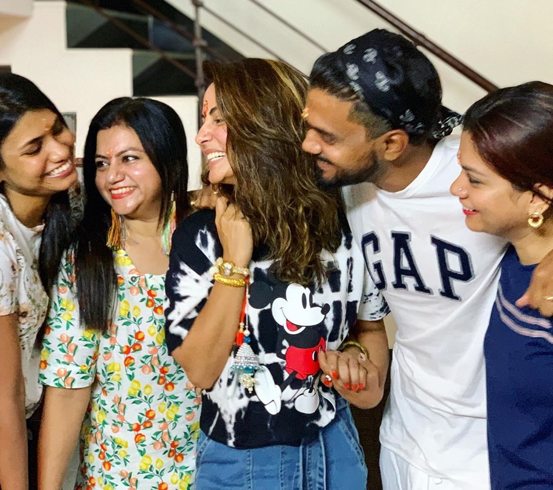 Bollywood Tadka, हिना खान इमेज, हिना खान फोटो, हिना खान पिक्चर