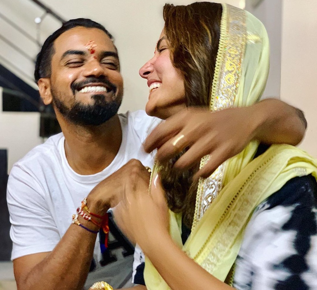 Bollywood Tadka, हिना खान इमेज, हिना खान फोटो, हिना खान पिक्चर
