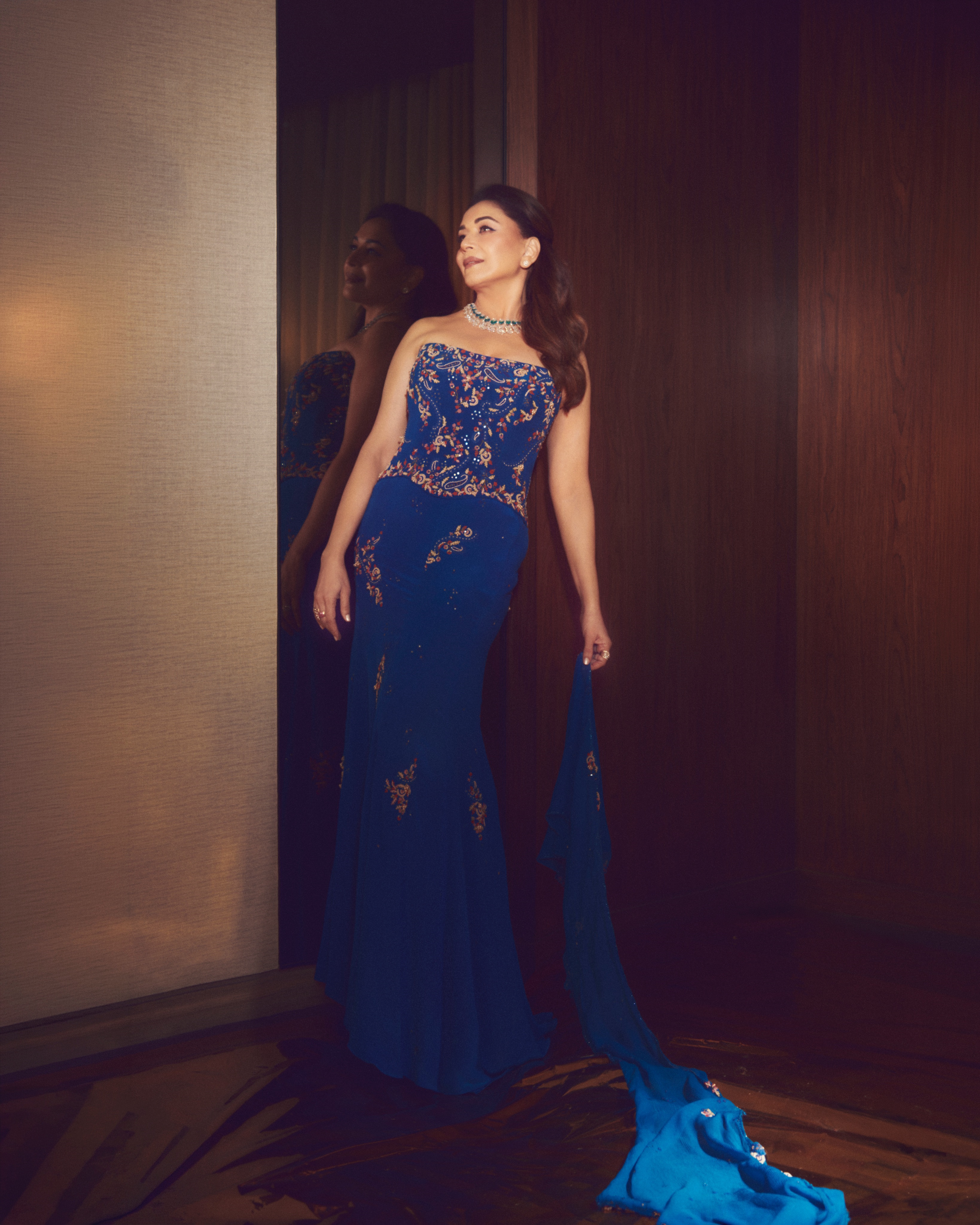 Madhuri Dixit look