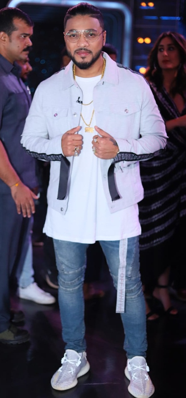 Bollywood Tadka, करीना कपूर खान इमेज, करीना कपूर खान फोटो, करीना कपूर खान पिक्चर, सनी देओल इमेज, सनी देओल फोटो, सनी देओल पिक्चर,
