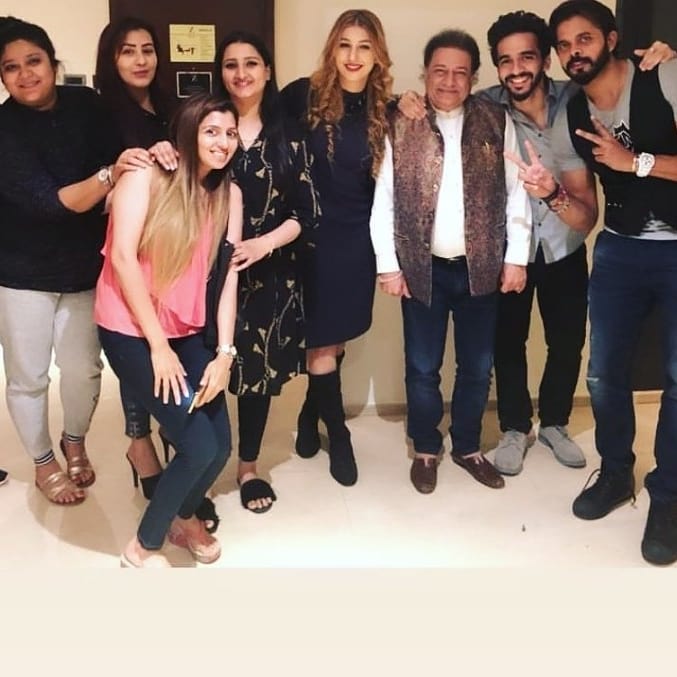Bollywood Tadka,अनूप जलोटा इमेज, जसलीन मथारू इमेज,सेल्फी इमेज,
