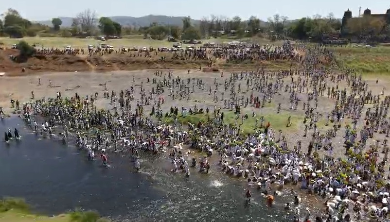 PunjabKesari, Navratri Festival, Mandla News, Narmada River, Jaware Procession