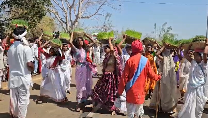 PunjabKesari, Navratri Festival, Mandla News, Narmada River, Jaware Procession