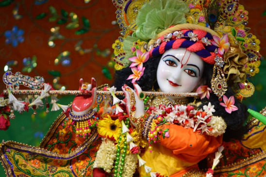 PunjabKesari, Janmashtami 2020, जन्माष्टमी, Janmashtami, जन्माष्टमी 2020, Sri Krishna, श्री कृष्ण, Sri Krishna mantra, Sri krishna Chalisa, mantra bhajan Aarti, vedic mantra in hindi