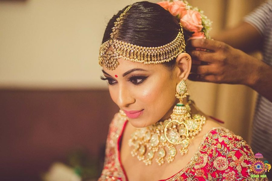 PunjabKesari, पोल्की एंड पर्ल वर्क माथा पट्टी इमेज 