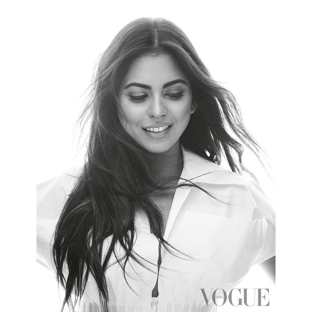 Bollywood Tadka, ईशा अंबानी इमेज, ईशा अंबानी पिक्चर, ईशा अंबानी फोटो