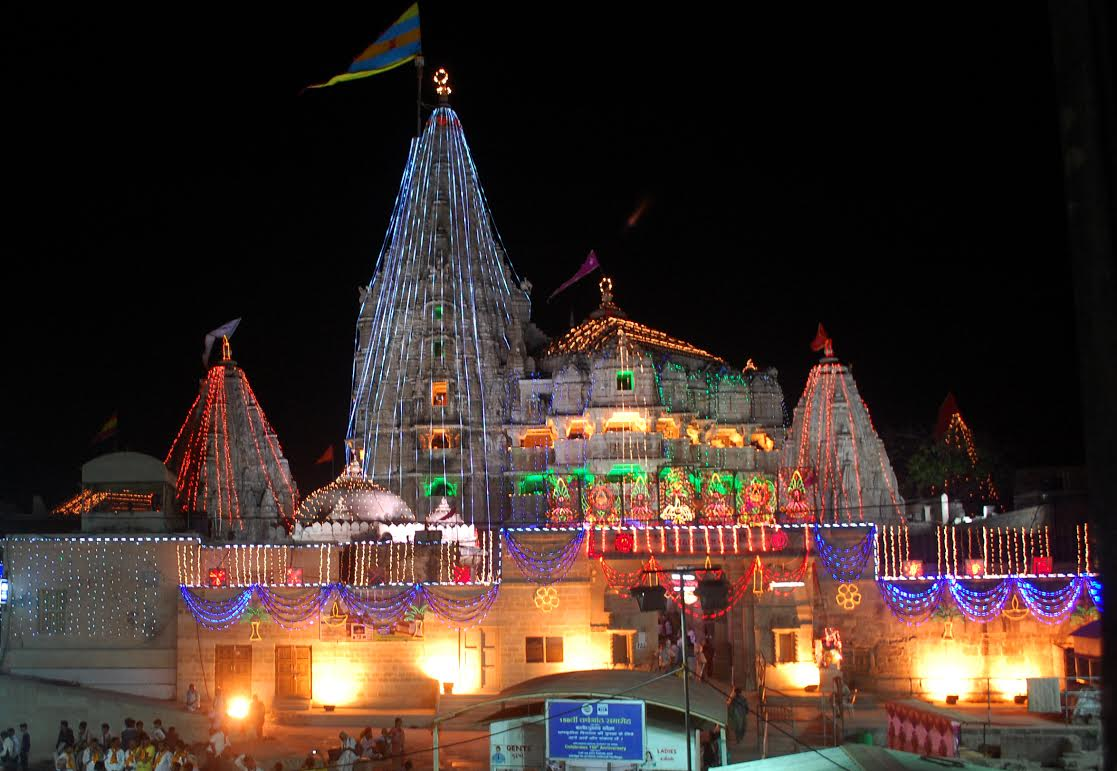 PunjabKesari, Janmashtami 2020, जन्माष्टमी, Janmashtami, द्वारकाधीश मंदिर, जन्माष्टमी 2020, Sri Krishna, श्री कृष्ण, Sri Krishna mantra, Dwarika, Dwarikadhesh, Dharmik Sthal, Religious Place in india