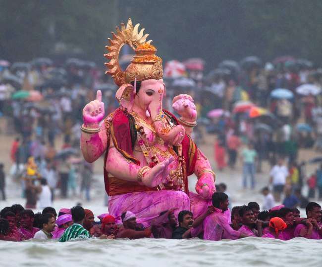 PunjabKesari, Ganesh Utsav 2020, Ganesh Utsav, गणेशोत्सव, गणपति, गणपति विसर्जन, Lord Ganesha Mantra, Ganesha Mantra in hindi, Ganesh Ji, Mantra Bhajan Aarti, Vedic Mantra in hindi