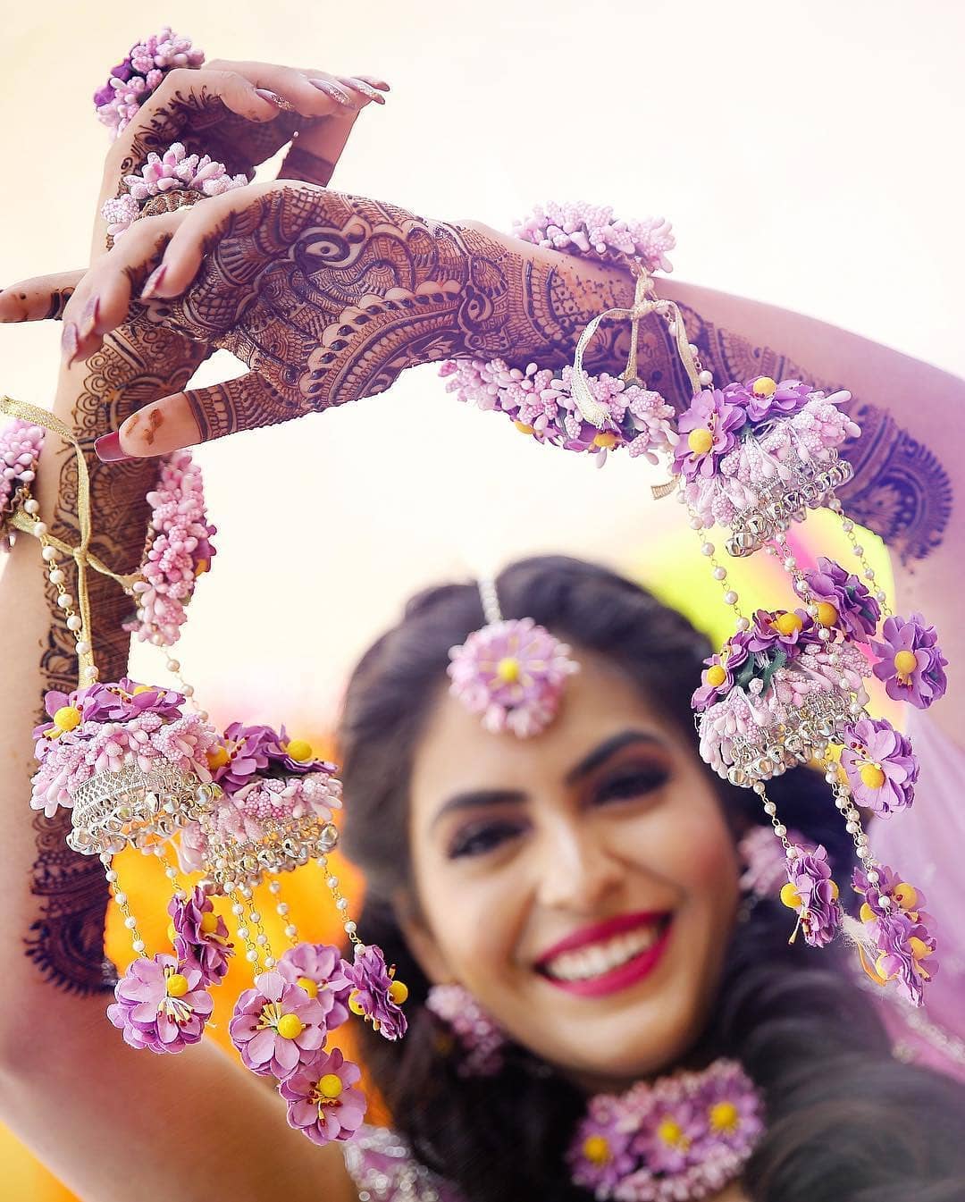 PunjabKesari, floral jewellery image, best floral jewellery image,यूनिक फ्लोरल कलीरे डिज़ाइन इमेज