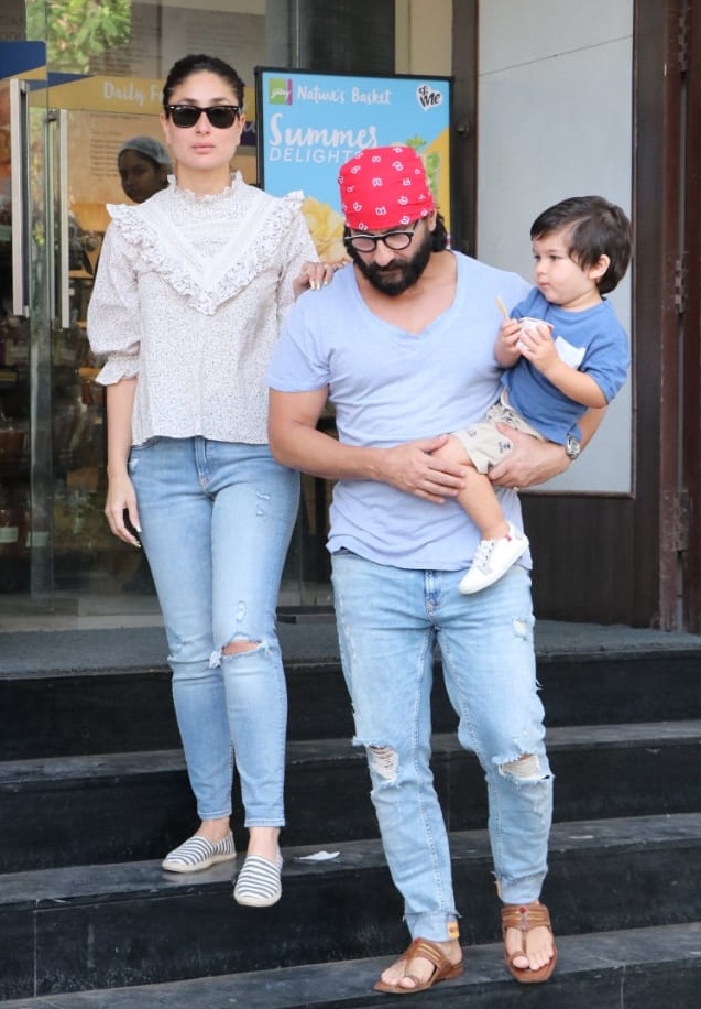 Bollywood Tadka, तैमूर अली खान इमेज, तैमूर अली खान फोटो, तैमूर अली खान पिक्चर, करीना कपूर खान इमेज, करीना कपूर खान फोटो, करीना कपूर खान पिक्चर, सैफ अली खान इमेज, सैफ अली खान फोटो, सैफ अली खान पिक्चर,