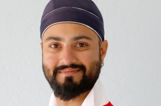 Jatinder Singh, celebrates, Shikhar Dhawan style, T20 world cup, cricket news in hindi, sports news, ओमान, जतिंदर सिंह, Oman vs Papua New Guinea