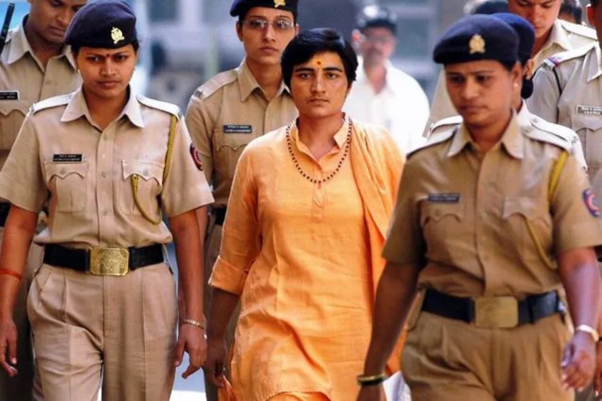 PunjabKesari, Malegaon blasts, Malegaon, Abhinav Bharat, Sadhvi Pragya, Pragya Singh Thakur, Hemant Karkare, NIA, Asaduddin Owaisi, Akhilesh Yadav, BJP, Congress