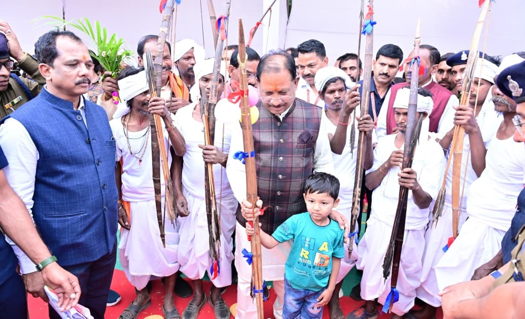 PunjabKesari, Vishnu Deo Sai, Chhattisgarh CM, Birthday Celebration, Bagia Village, Raipur News, Satyanarayan Katha, Tribal Community