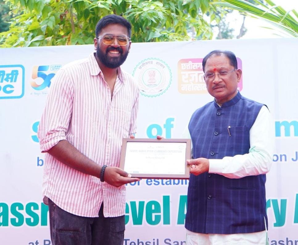 PunjabKesari, Jashpur Youths, Himalaya Expedition 2025, Vishnudev Sai, Chhattisgarh News, Tribal Alpine Expedition, Adventure Sports India, Rock Climbing, Ice Climbing, Trekking Expedition, Himachal Pradesh Expedition, Mountaineering India, Chhattisgarh Pride, Jashpur District