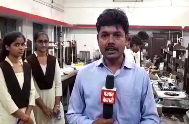 PunjabKesari, Madhya Pradesh, Satna, Lord Ganesh of Alum, Ganpati Bappa