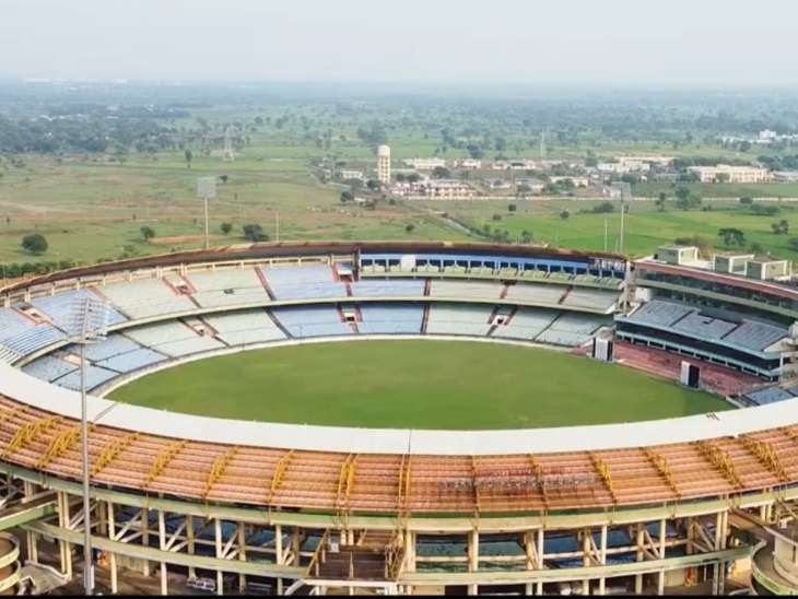 PunjabKesari, Rohit Sharma, Virat Kohli, रोहित शर्मा, विराट कोहली, Raipur ODI, India vs South Africa, Ticket Black Marketing, Raipur Stadium, Cricket News, ODI Series, Team India, South Africa Team