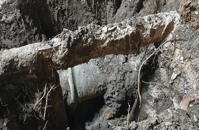 PunjabKesari, Indore, Bhagirathpura, Water Pipeline Leak, Contaminated Water, Indore Municipal Corporation, Civic Alert, Public Health, Water Supply Issue, Chlorination, Sample Testing