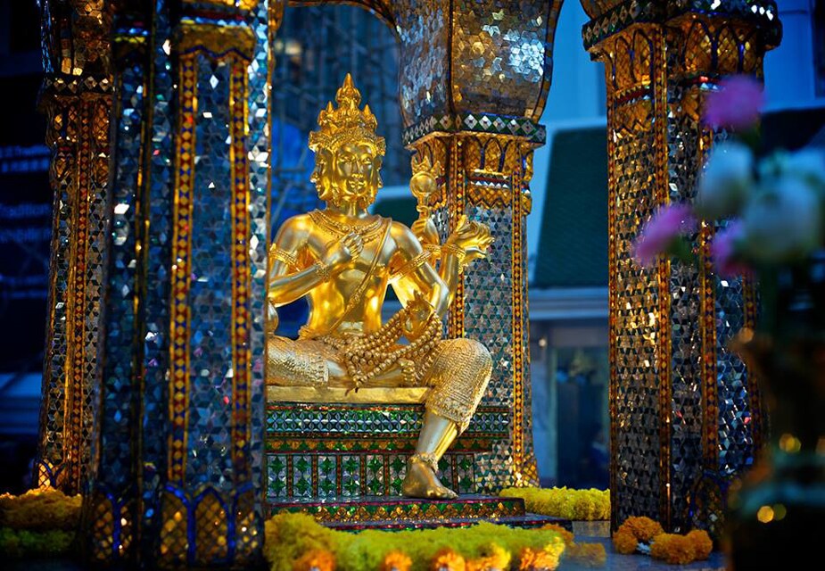 PunjabKesari, Eravan temple, lord brahma, brahma temple, brahma temple in bangkok, Eravan temple in bangkok, Famous temple of  lord brahma, Dharmik Sthal, Religious Place, hindu teerth Sthal