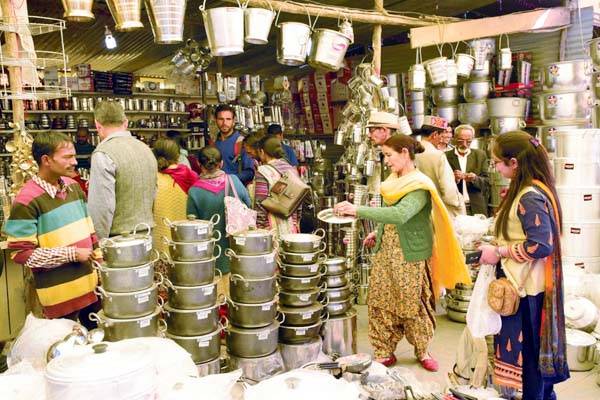 PunjabKesari, Shopping Image