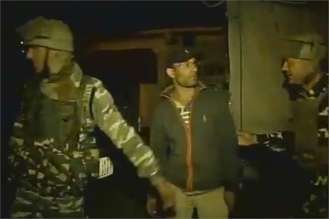 श्रीनगर: जकूरा में SSB की गाड़ी पर आतंकी हमला, 1 जवान शहीद