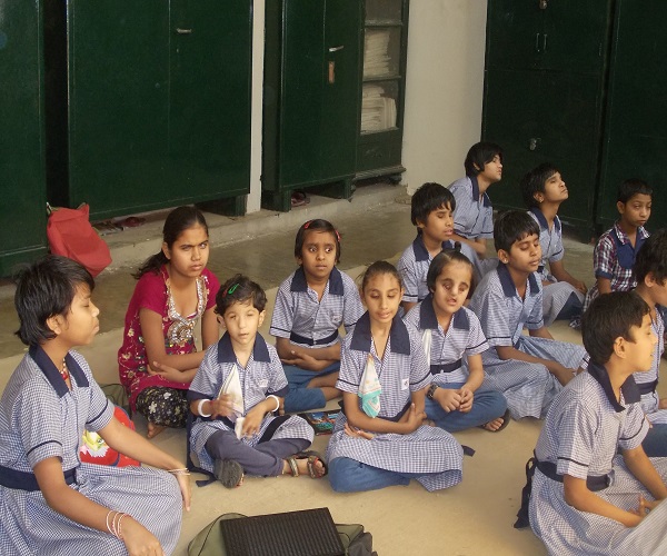 अनोखा स्कूल, जहां पढ़ाई के साथ-साथ करवाई जाती है शादी! (Pix)