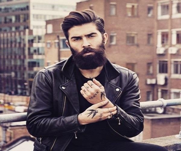 मुलायम और चमकदार दाढ़ी पाने के लिए लगाएं यह तेल