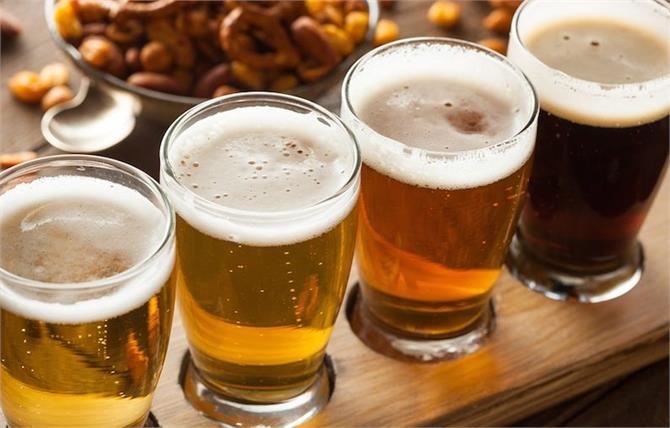 सिर्फ बीयर पीने पर ही मिल जाएगी यहां नौकरी