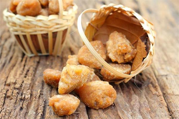 Pollution से बचने के लिए खाएं रसोई में मौजूद यह चीज