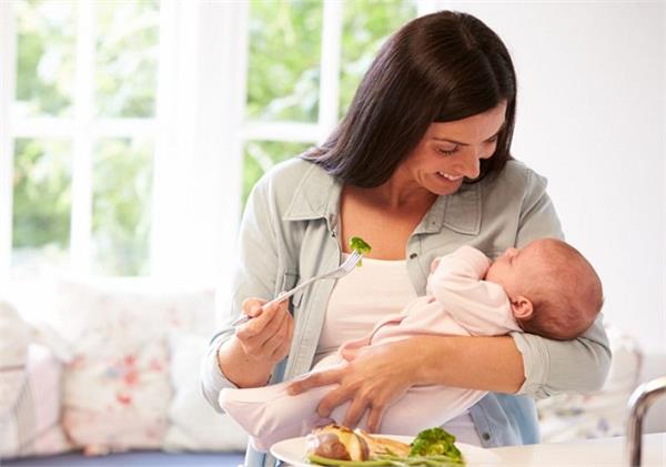 सिजेरियन डिलीवरी के बाद बना लें इन कामों से दूरी