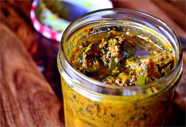 ज्यादा अचार खाने से हो सकते हैं 7 बड़े नुकसान!