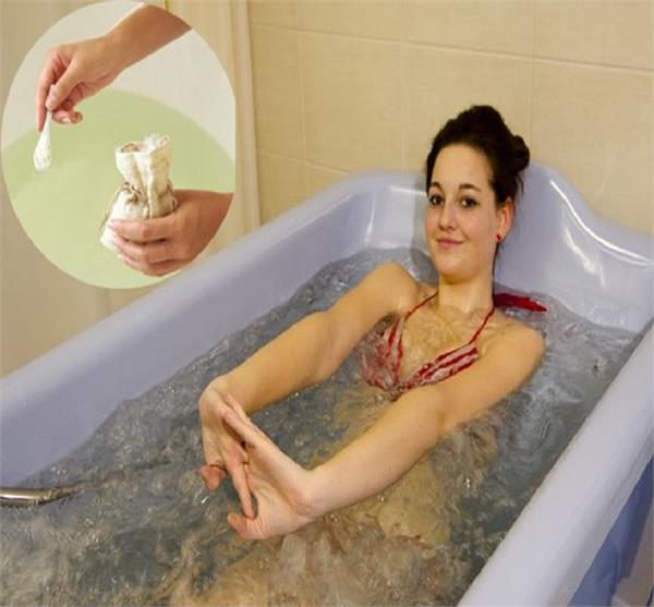 नमक के पानी से नहाने के भी हैं कई फायदे