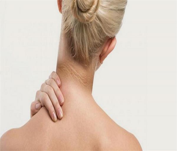 इस एक नुस्खे से 20 मिनट में करें गर्दन का कालापन दूर