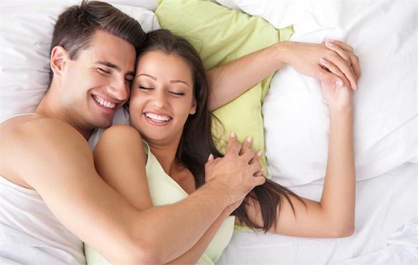 बरसोेें से चले आ रहे हैं सुहागरात से जुड़े ये रिवाज