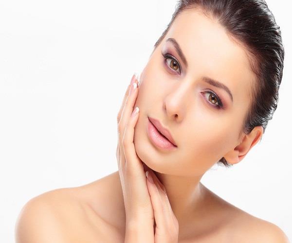 अपनी त्वचा को बेहतर बनाने के लिए इन डाइट टिप्स अपनाए, मिलेगा फायदा