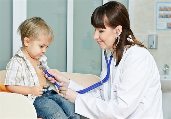 विटामिन डी की कमी बच्चे के शरीर में इस तरह पहचानें