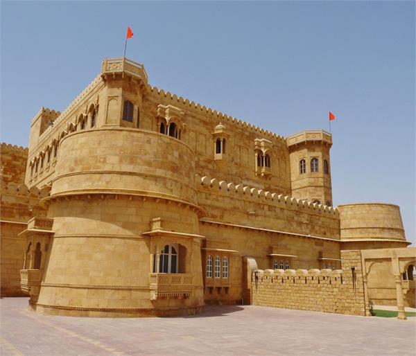 राजस्थान का Golden Fort, पल में बदलता है इस किले का रंग
