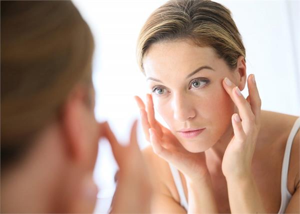 Puffy Eyes से हैं परेशान तो आपके काम आएंगे ये घरेलू नुस्खे