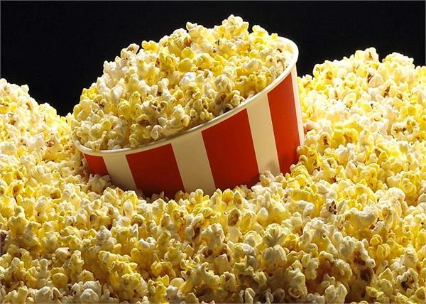 टेस्टी होने के साथ ही सेहत के लिए बहुत फायदेमंद हैं Popcorn