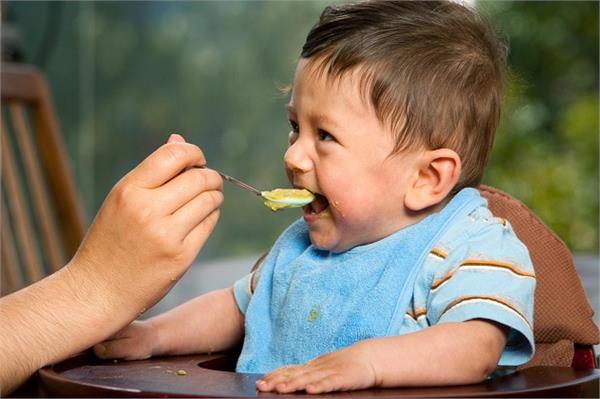 बच्चे को घी खिलाने से दिमाग होगा तेज