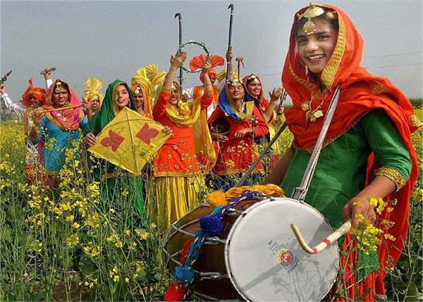 भारत के इन 5 राज्यों में इस तरह से मनाई जाती है बसंत पंचमी