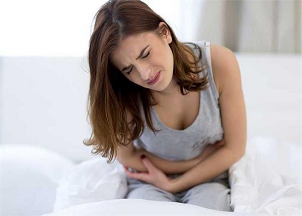 पीरियड्स दर्द से पाना है छुटकारा तो ये 10 चीजें करें Avoid