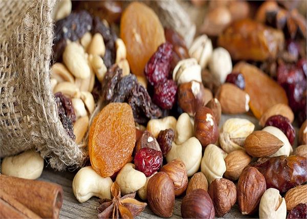 रोजाना खाएं ये 10 ड्राई फ्रूट्स मिलेगा भरपूर आयरन