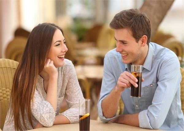 क्या आप जानते हैं पार्टनर को डेट करने के ये लेटेस्ट Dating Trends?