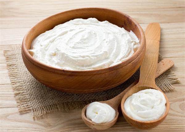 हेल्थ प्रॉब्लम के हिसाब से करें दही का सेवन