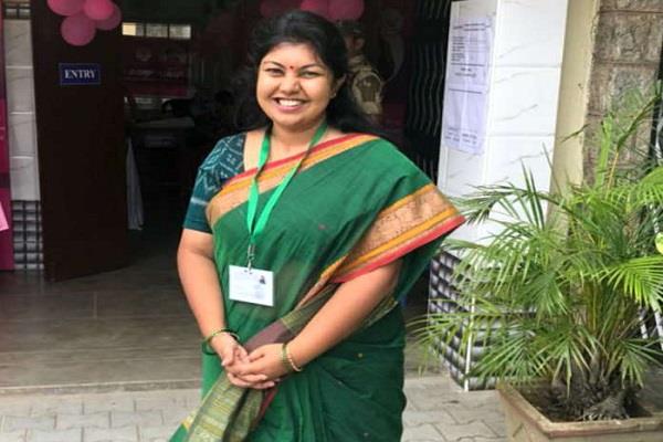 कर्नाटक में BJP की एक और हार, जयनगर सीट पर कांग्रेस की सौम्या रेड्डी को मिली जीत कर्नाटक में BJP की एक और हार, जयनगर सीट पर कांग्रेस की सौम्या रेड्डी को मिली जीत